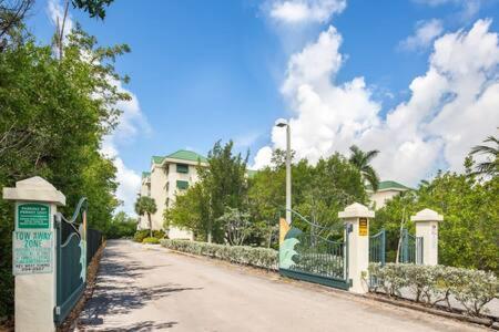 The Trinidad -Pool & Parking Villa คีย์เวสต์ ภายนอก รูปภาพ